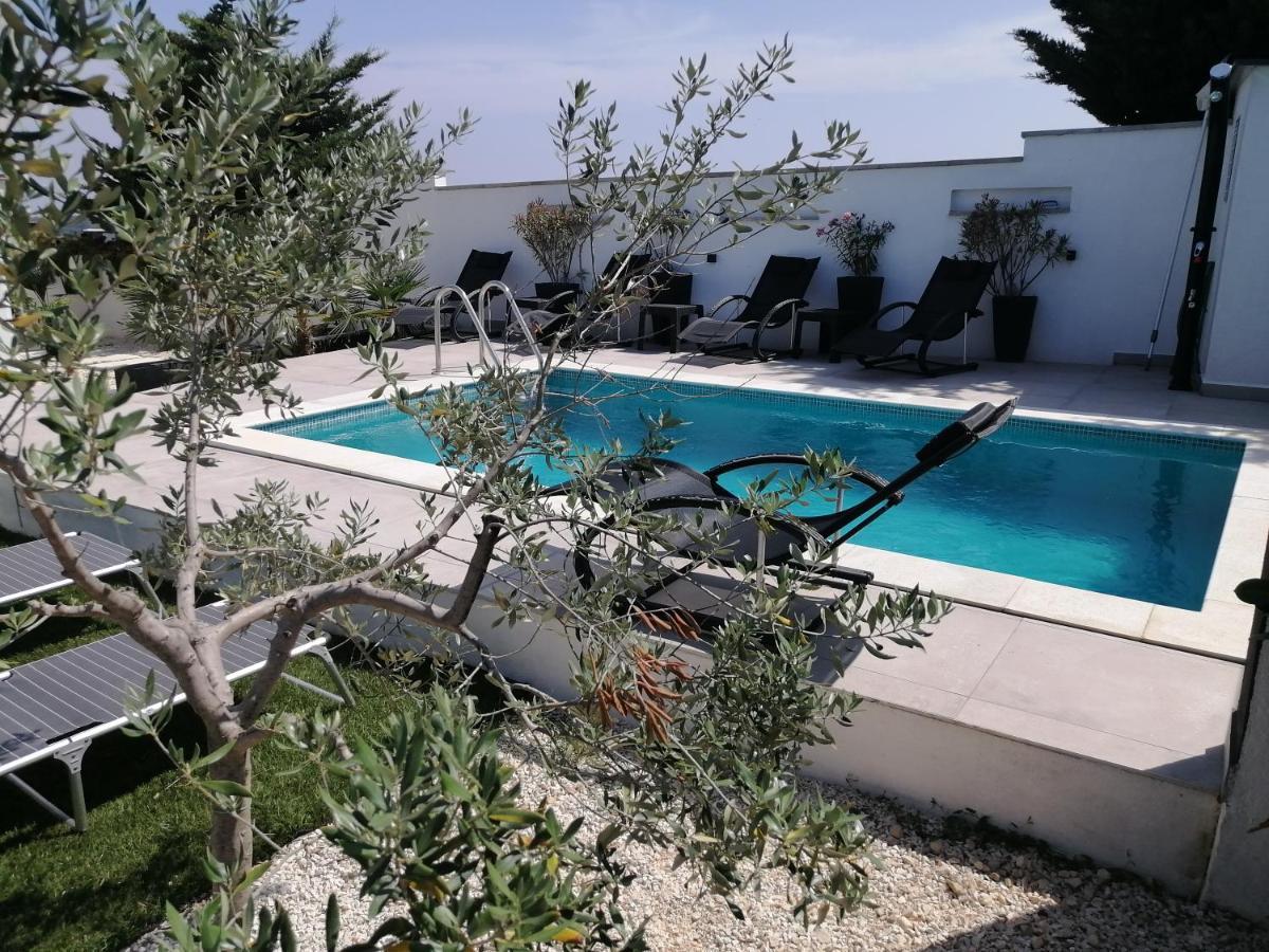 Elena Villa Pomer Esterno foto